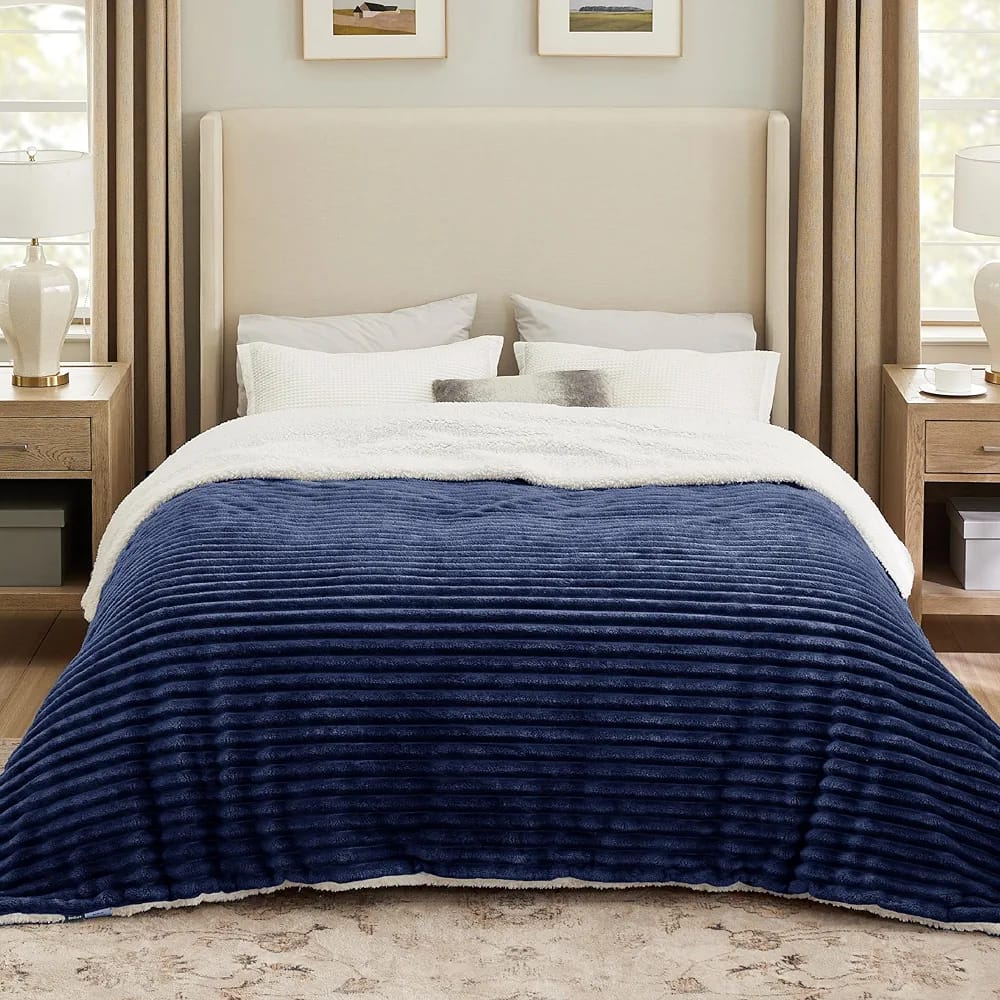 BEDSURE SHERPA BLANKET